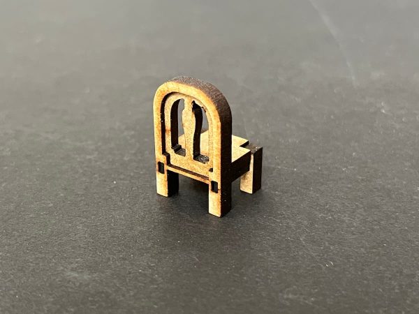 Round Back Chair